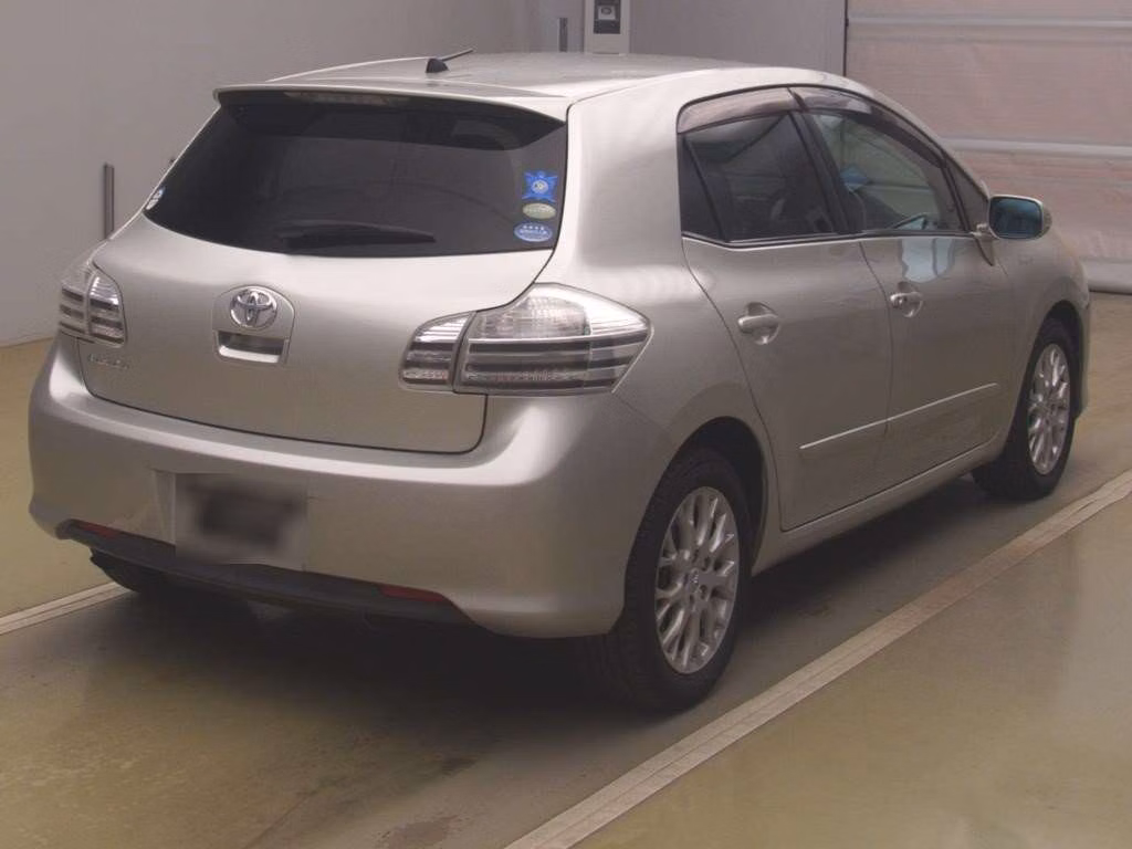 TOYOTA BLADE