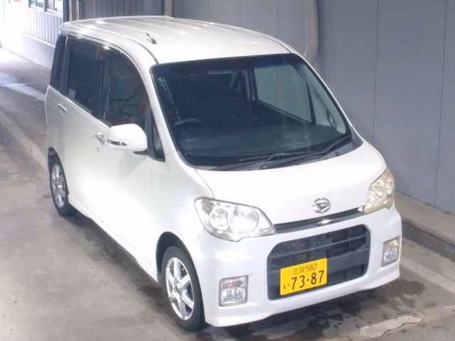 DAIHATSU TANTO EXE