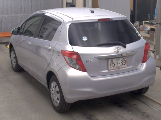 TOYOTA VITZ