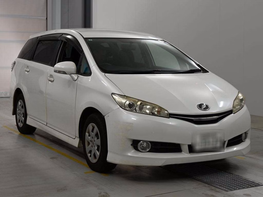 TOYOTA WISH