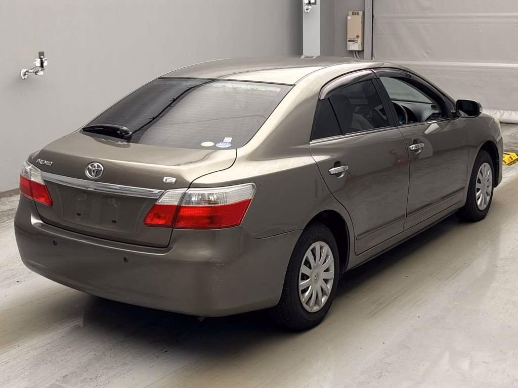 TOYOTA PREMIO