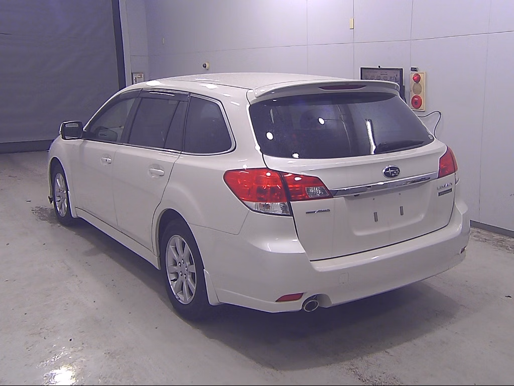 SUBARU LEGACY
