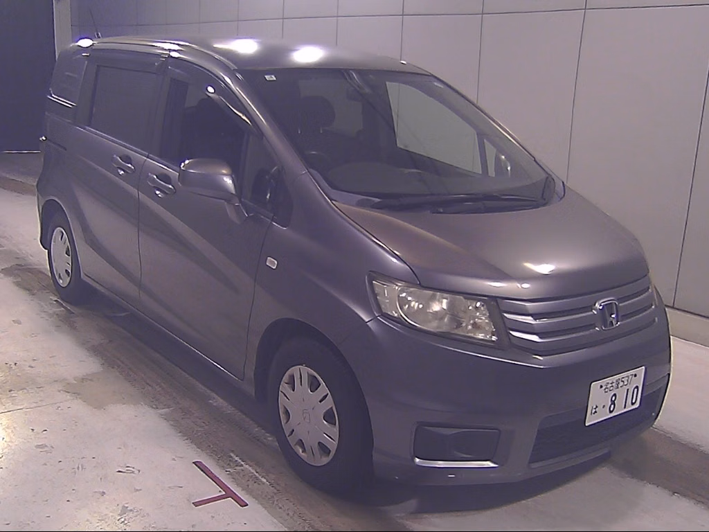 Honda Freed Spike