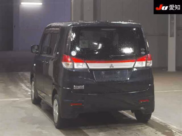 MITSUBISHI DELICA D:2