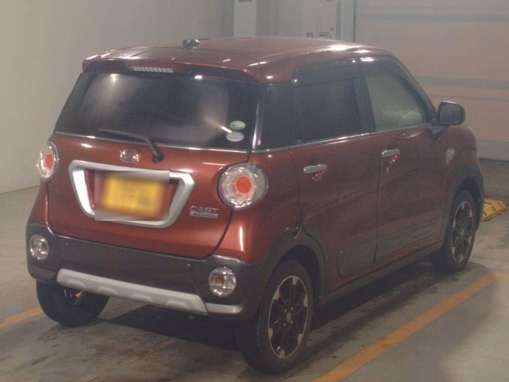 DAIHATSU CAST