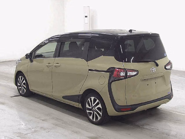 TOYOTA SIENTA