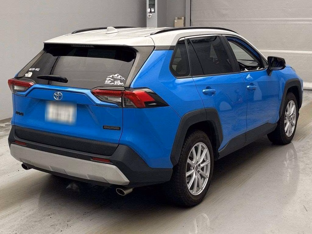 TOYOTA RAV4