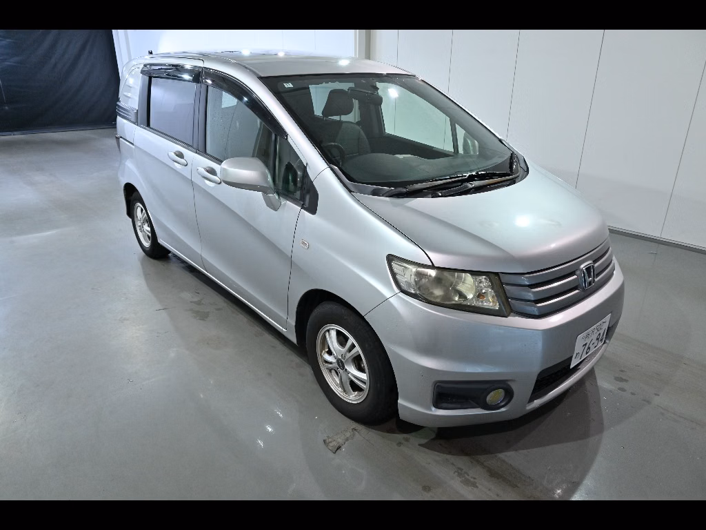 Honda Freed Spike