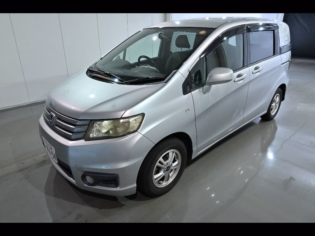 HONDA FREED SPIKE
