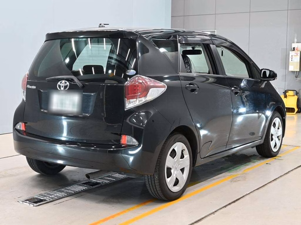 TOYOTA RACTIS