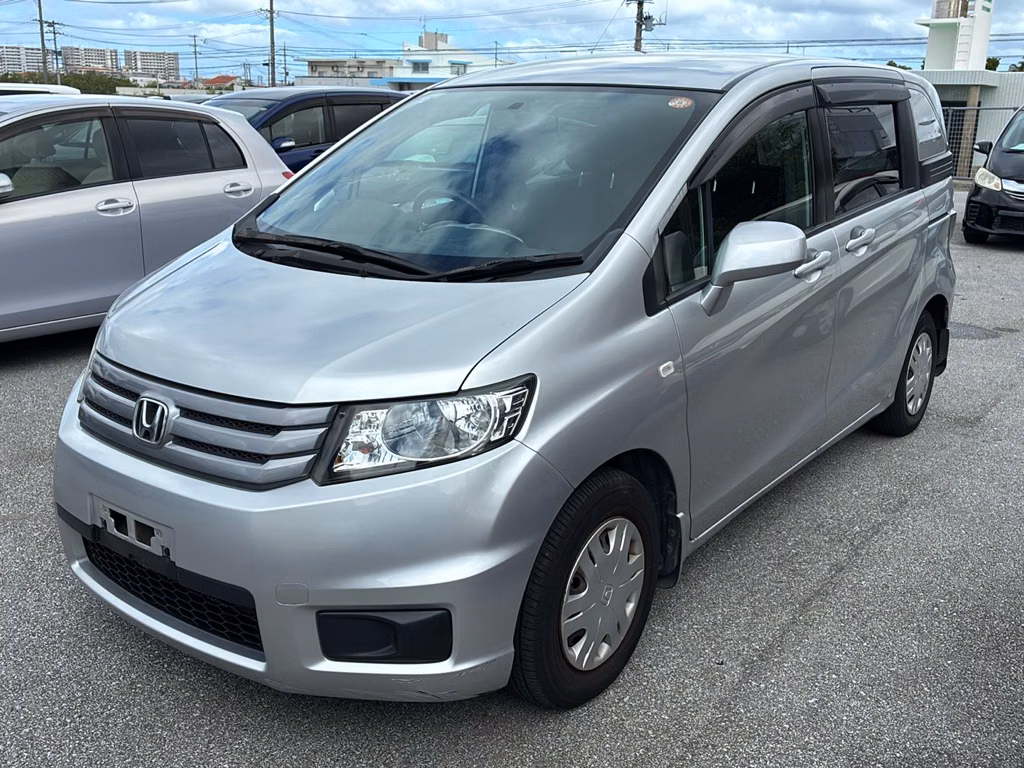 HONDA FREED SPIKE