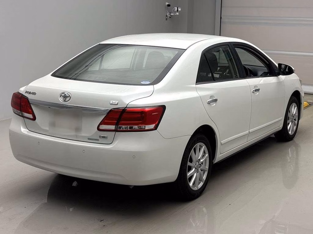 TOYOTA PREMIO