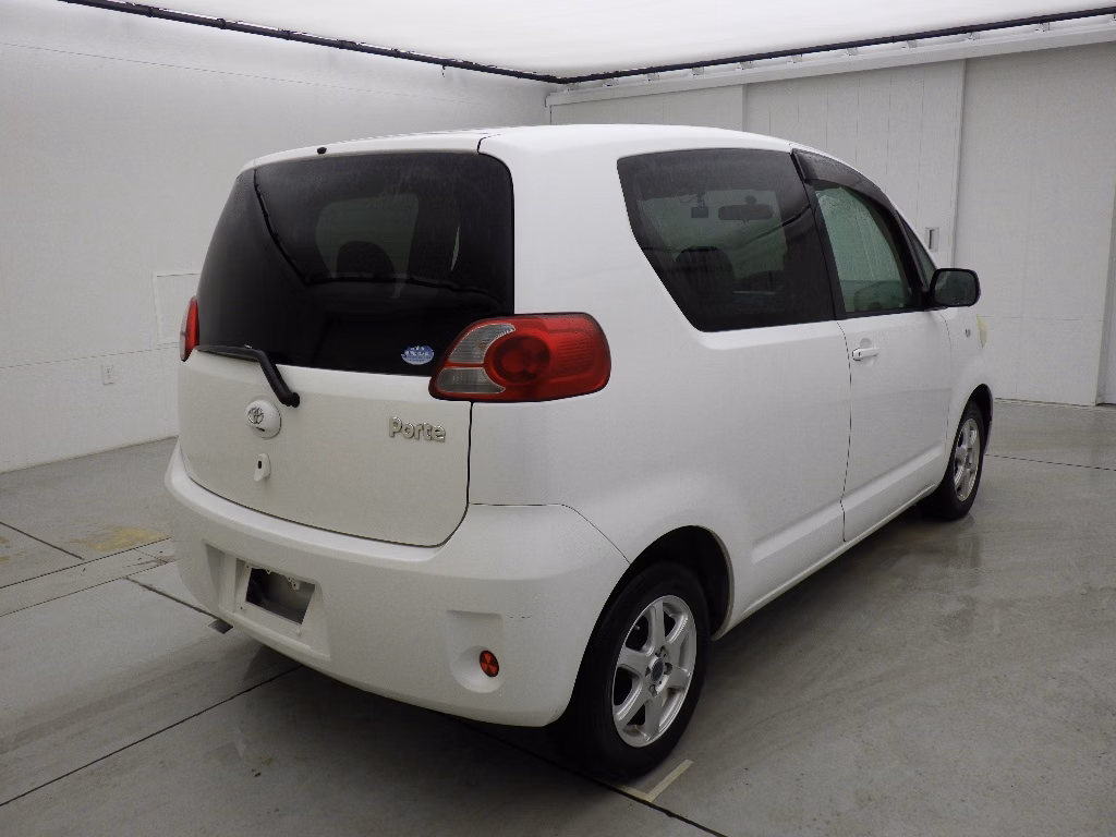 TOYOTA PORTE