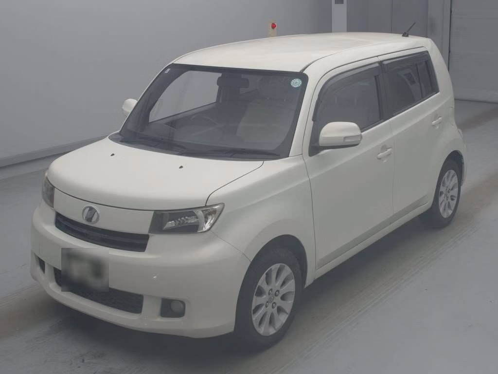 TOYOTA BB