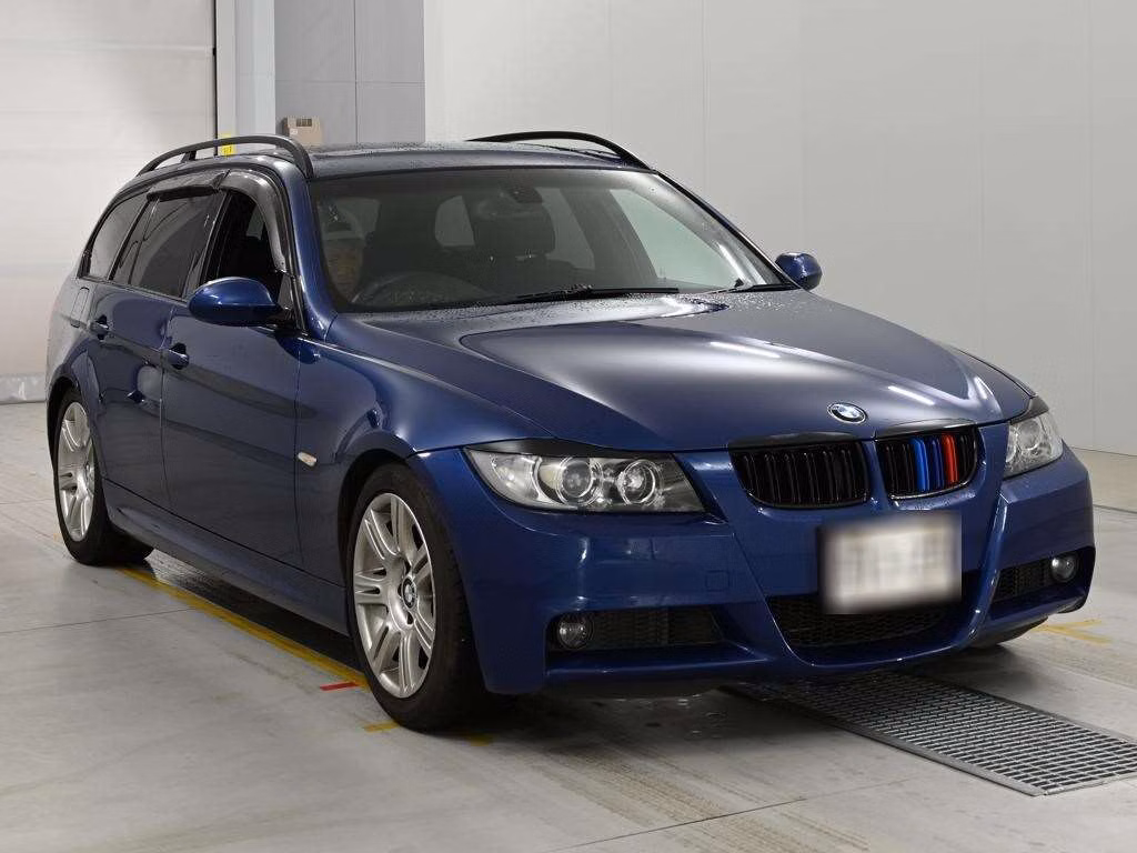 BMW 3-SERIES