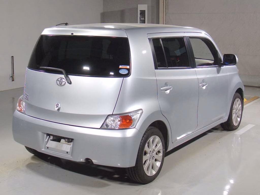 TOYOTA BB