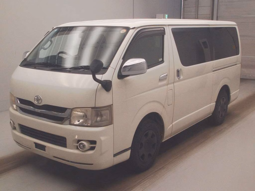 Toyota Regius Ace