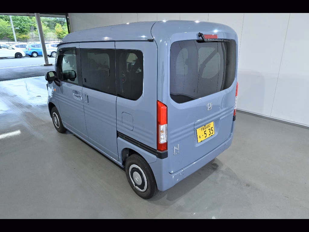 HONDA N-VAN