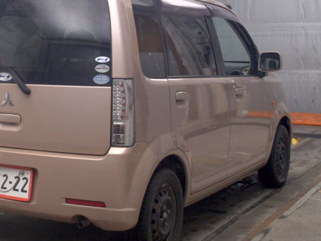 MITSUBISHI EK WAGON