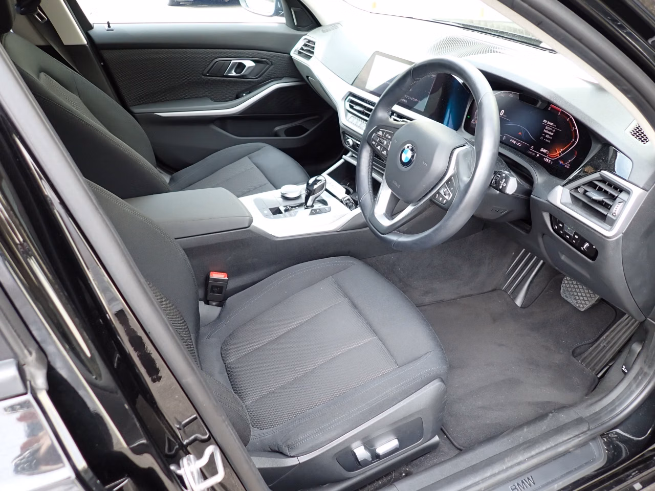BMW 3-SERIES