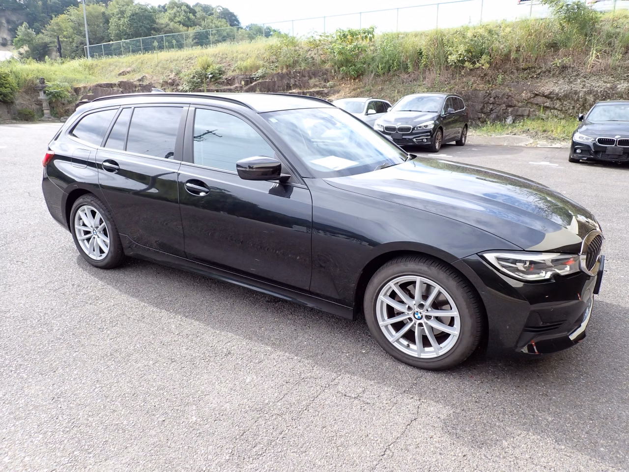 BMW 3-SERIES