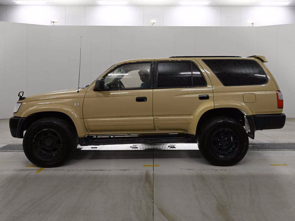 TOYOTA HILUX SURF