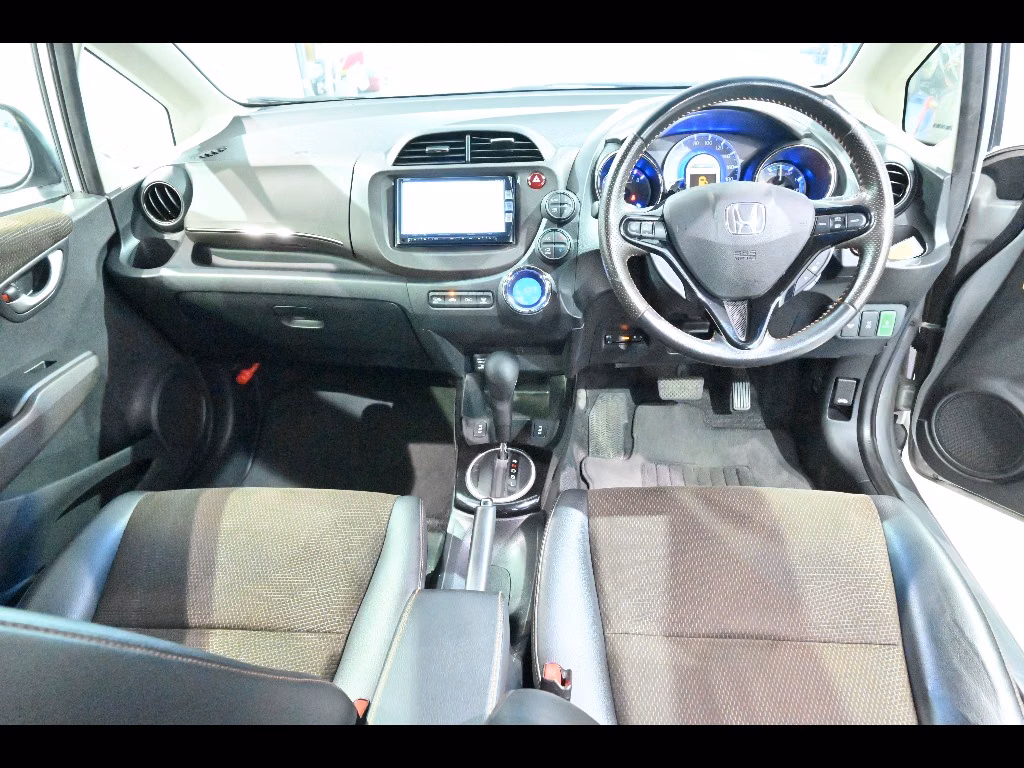 HONDA FIT SHUTTLE