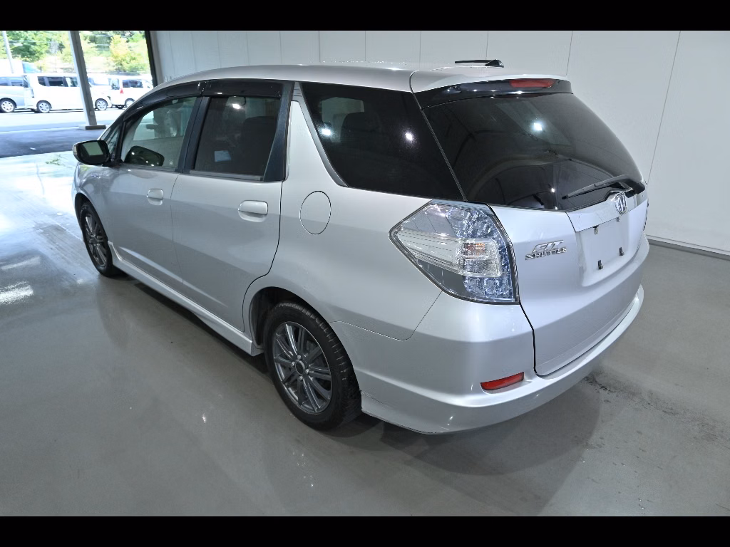 HONDA FIT SHUTTLE