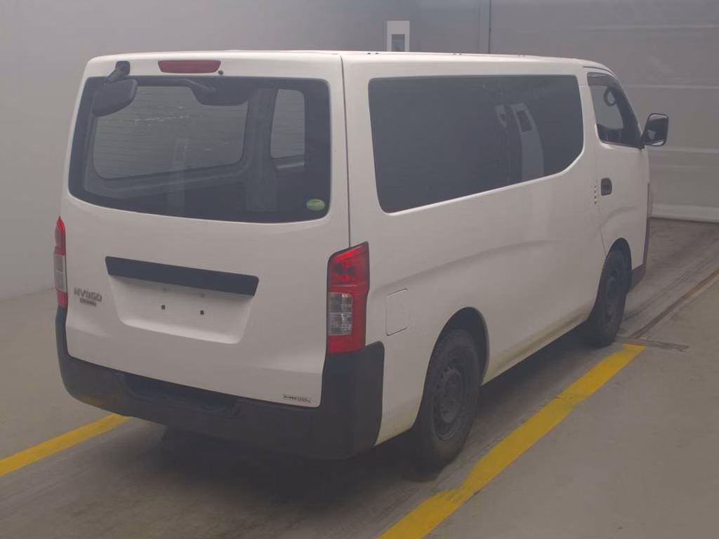 NISSAN NV350 CARAVAN