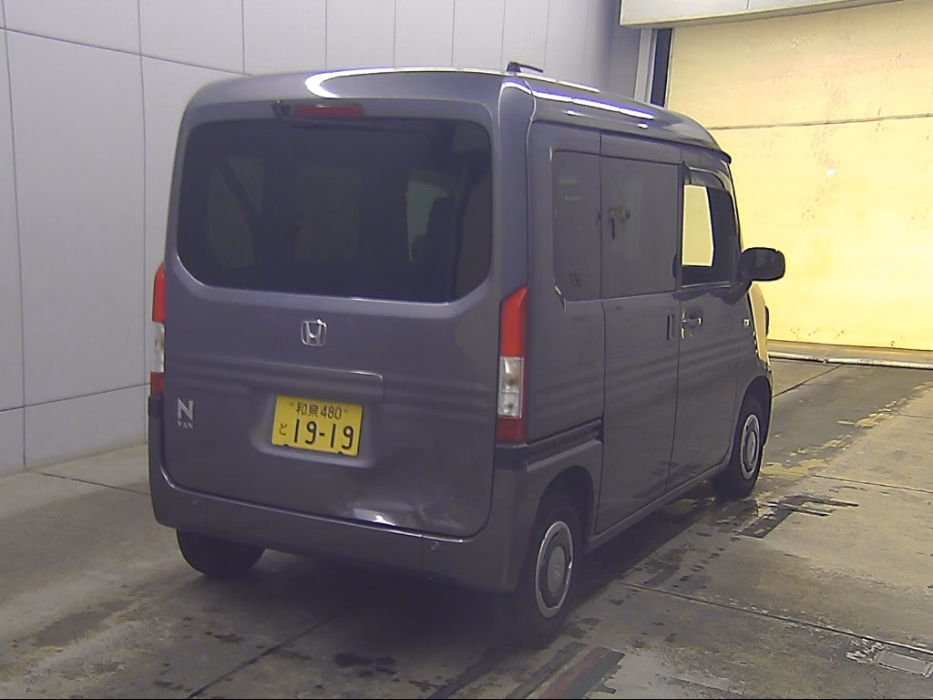 HONDA N-VAN