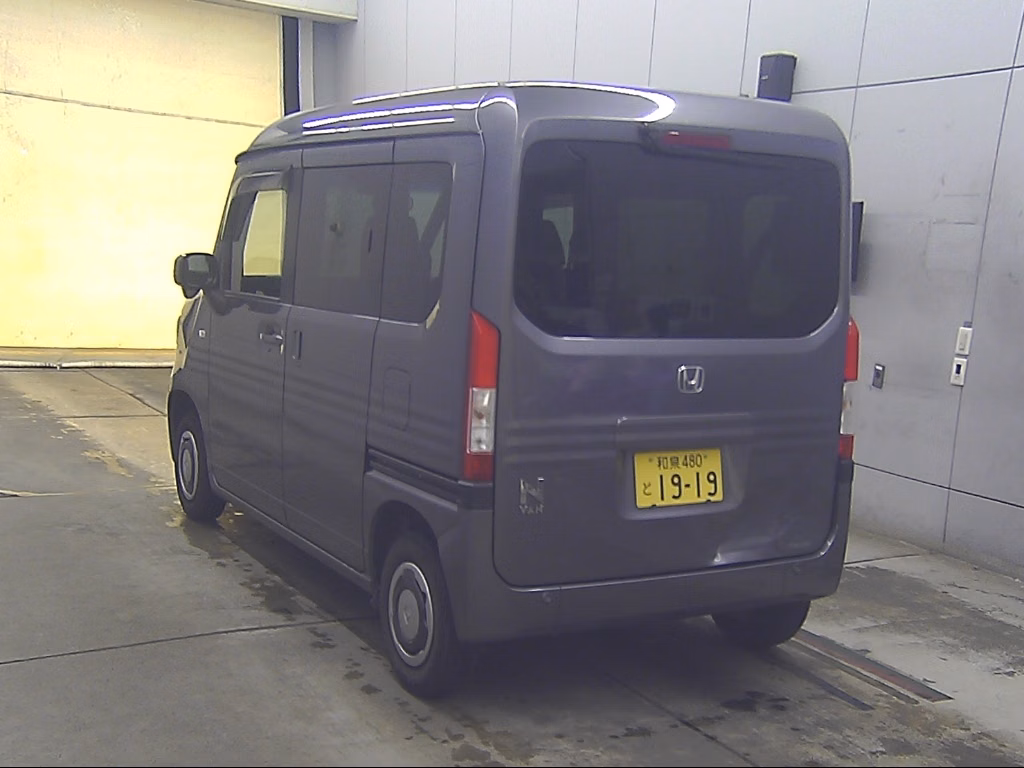HONDA N-VAN