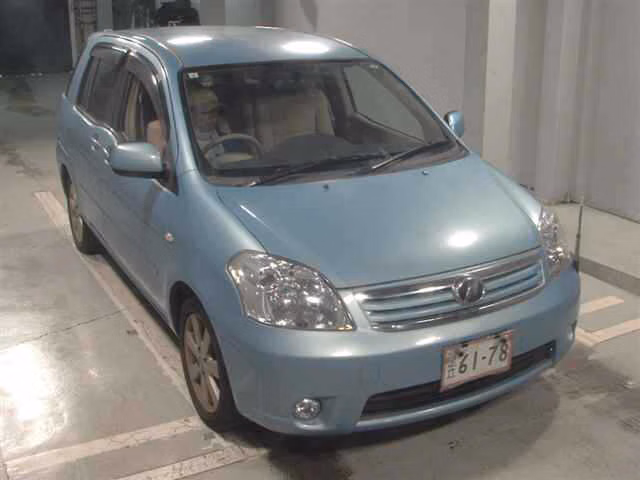TOYOTA RAUM