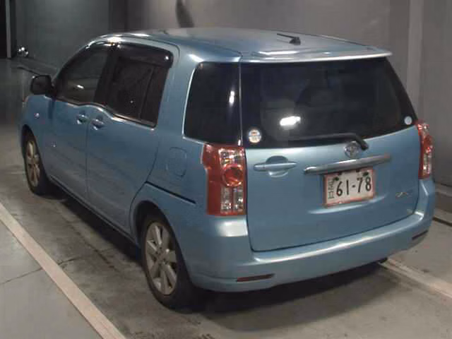 TOYOTA RAUM