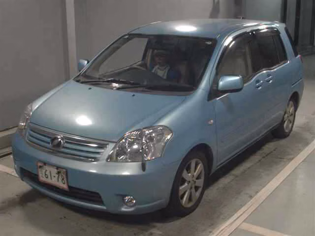 TOYOTA RAUM