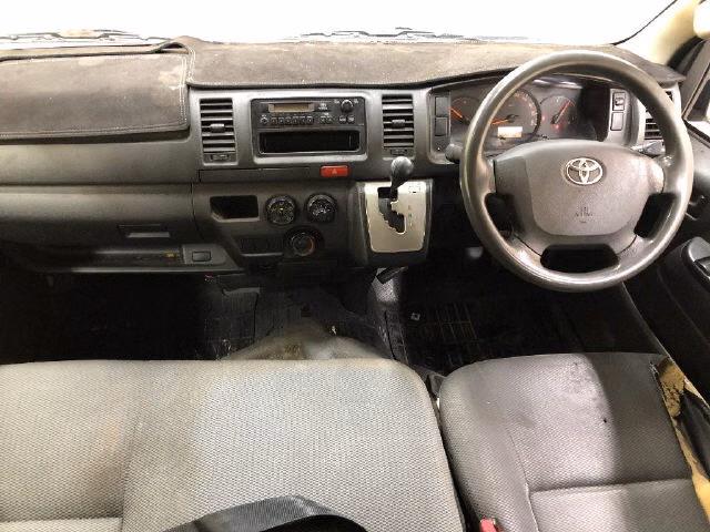 TOYOTA REGIUS ACE