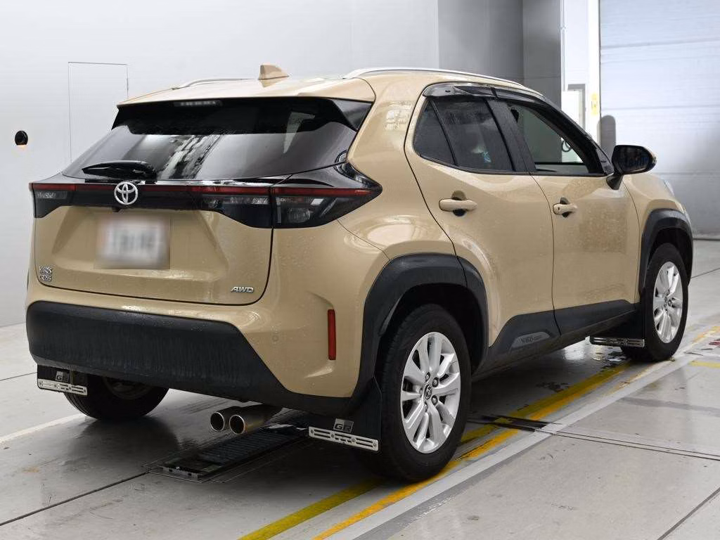 TOYOTA YARIS CROSS