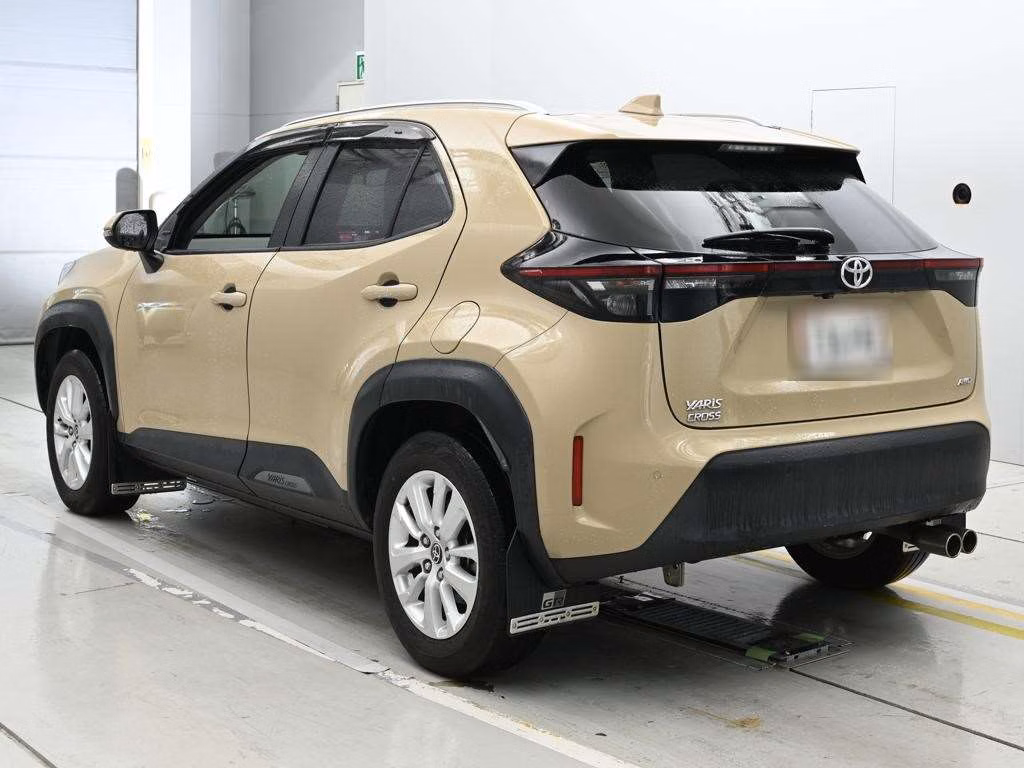TOYOTA YARIS CROSS