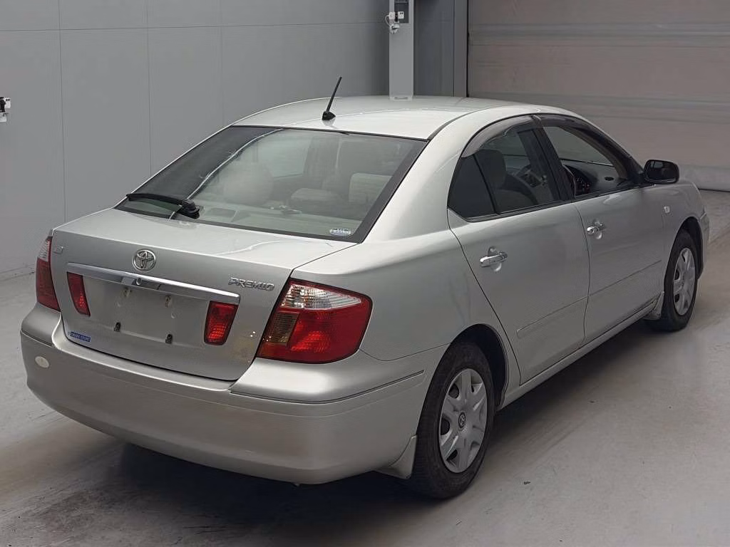 TOYOTA PREMIO
