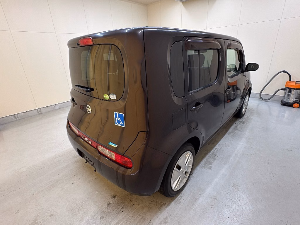 NISSAN CUBE