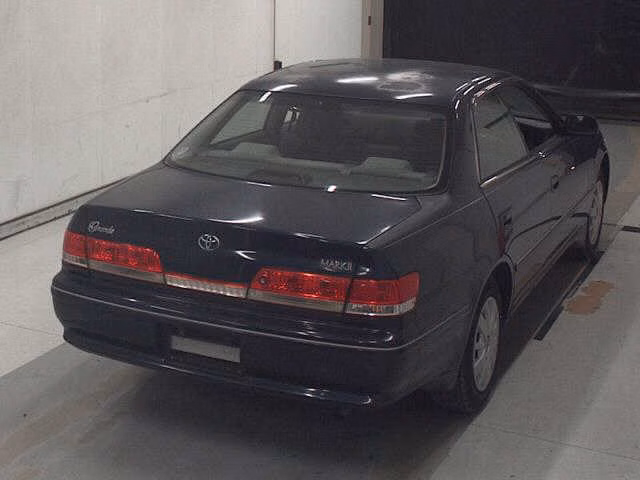 TOYOTA MARK II