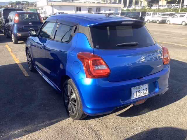 SUZUKI SWIFT