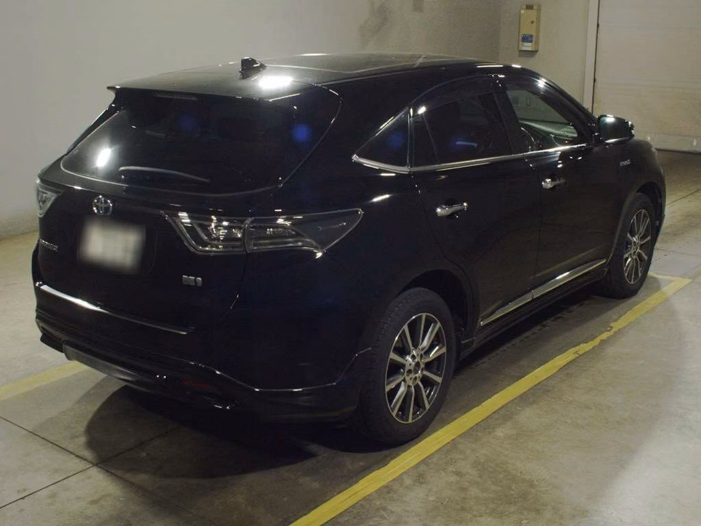 TOYOTA HARRIER