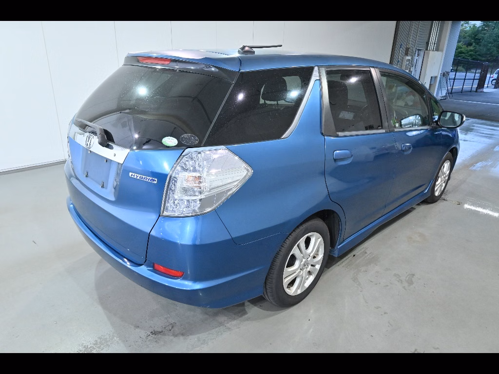 HONDA FIT SHUTTLE