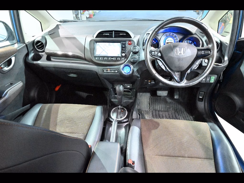 HONDA FIT SHUTTLE