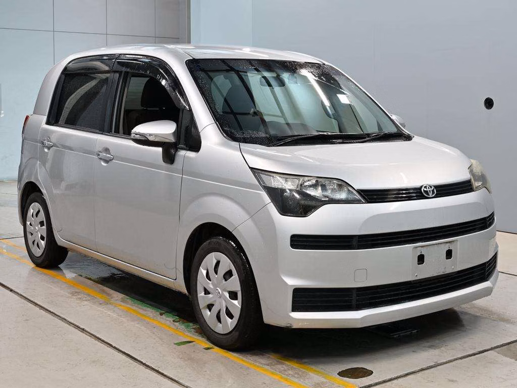 TOYOTA SPADE