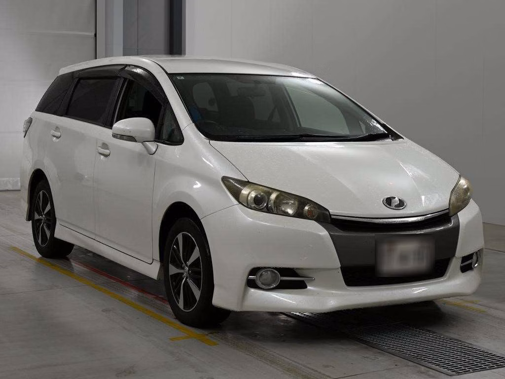 TOYOTA WISH