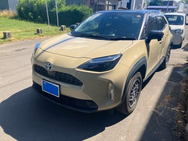 TOYOTA YARIS CROSS