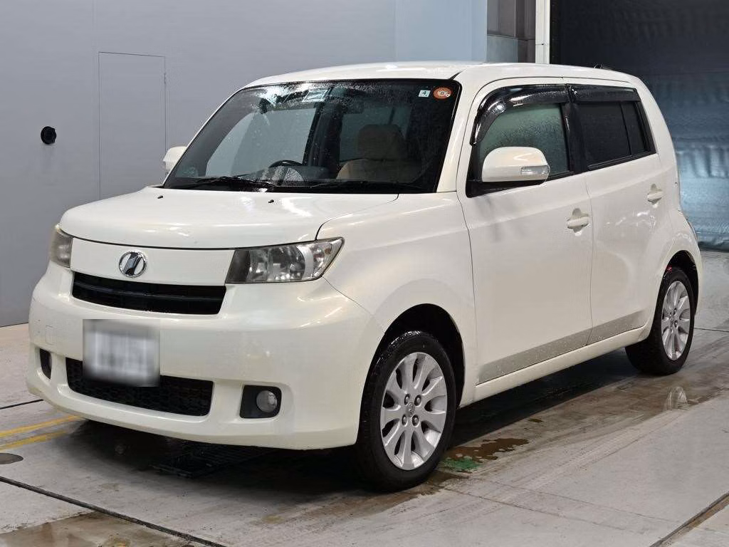 TOYOTA BB
