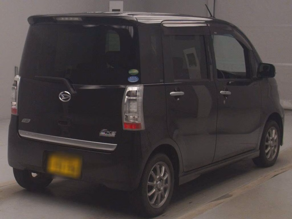 DAIHATSU TANTO EXE