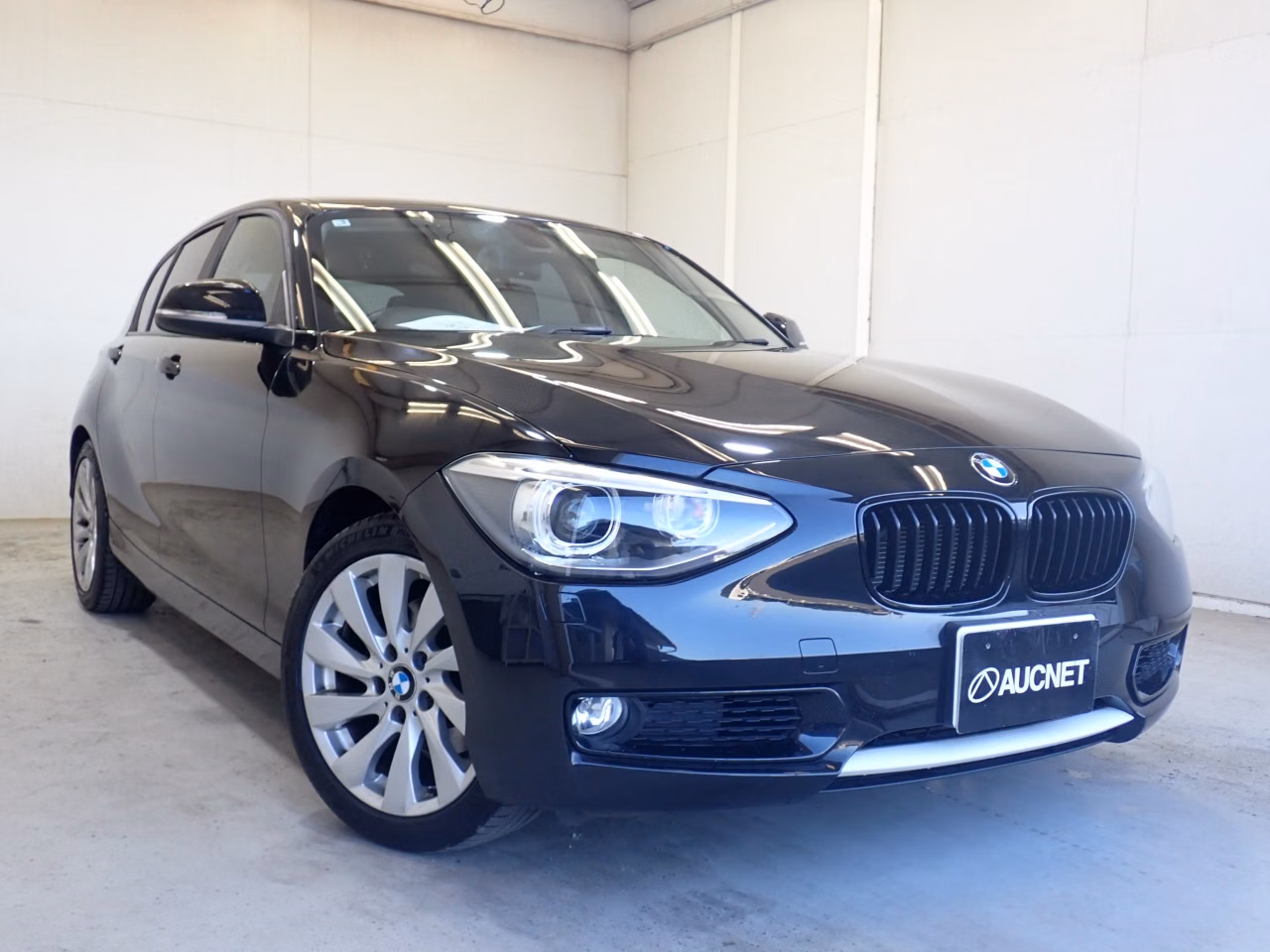 BMW 1-SERIES
